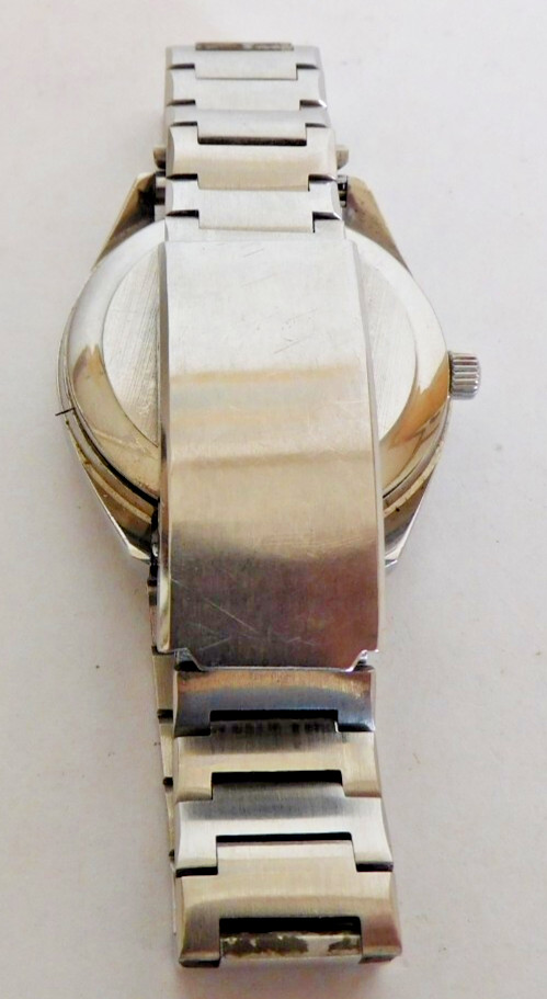 GENTS TISSOT SEASTAR LE LOCLE SWISS QUARTZ. CASE # 140210 MOVEMENT #2031