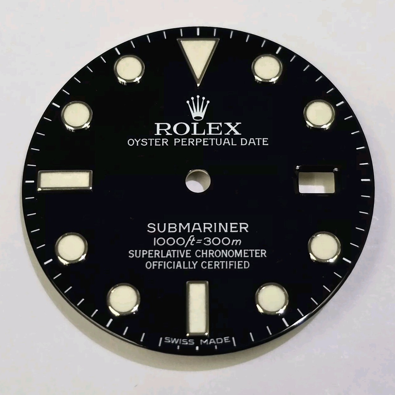 ROLEX 116610 SUBMARINER DATE WATCH BLACK DIAL CHROMALIGHT (NOS & 100% ORIGINAL)