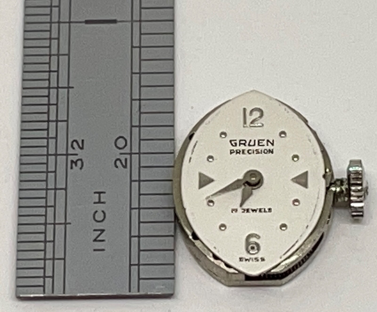 GRUEN PRECISION 294 R MOVEMENT 17 Jewels Runs