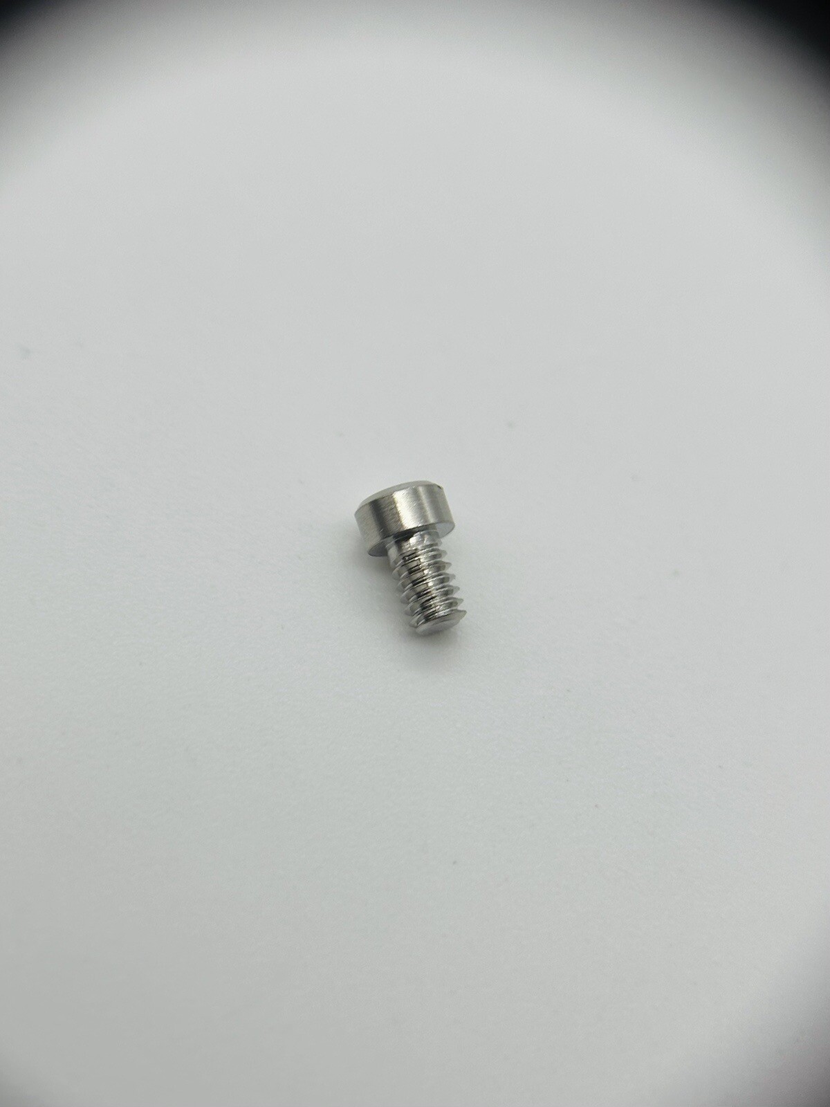 Seiko Sportura kinetic Watch Bezel Screw 7L22-0AE0 7L22-0AD0