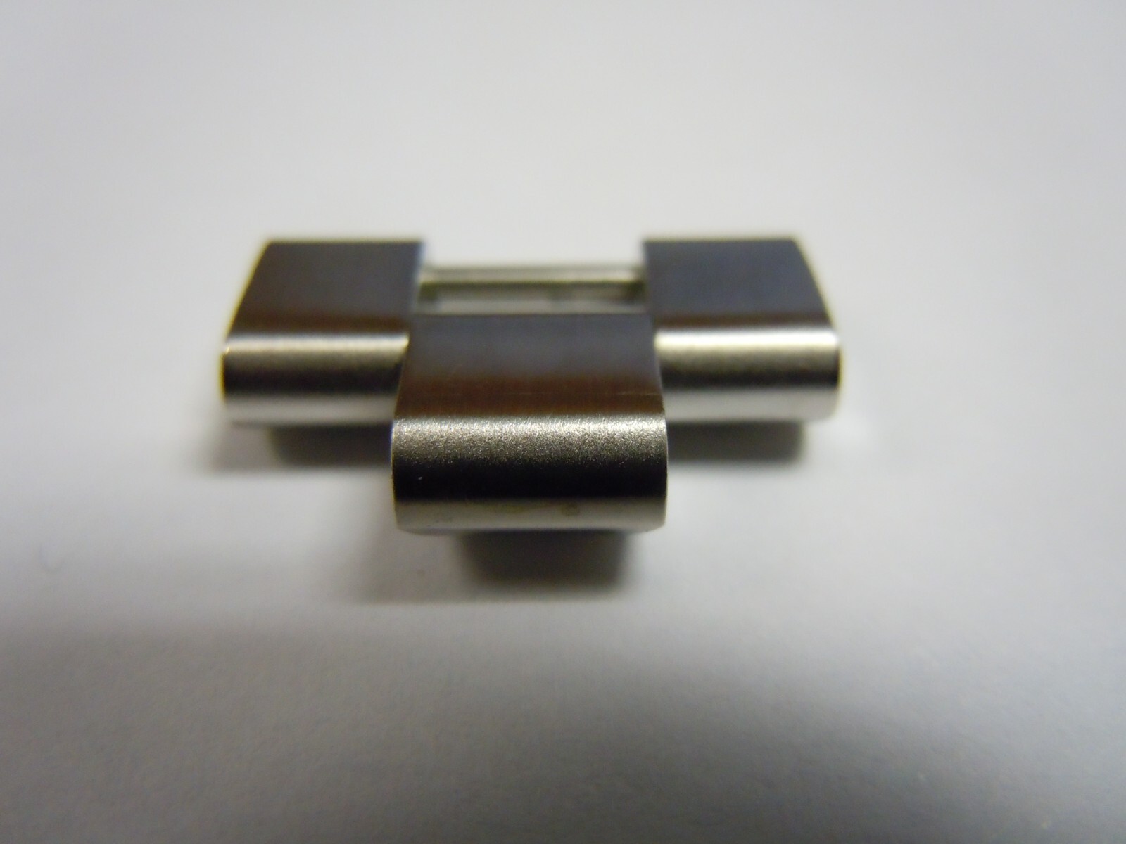 Genuine Breitling Link 18mm for Bracelet 893A 20/18 part 510.1122