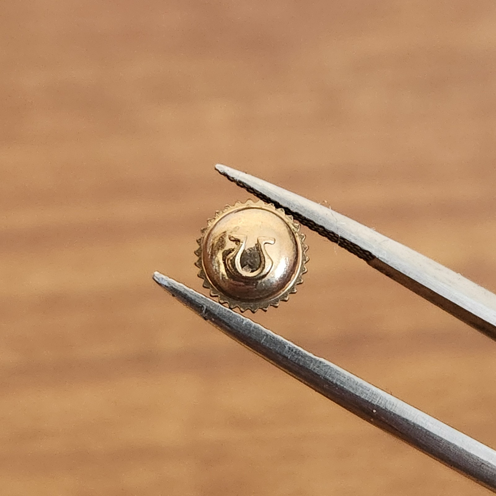 Vintage Genuine Omega Gold Crown 8100 1067 NOS – ONE PIECE ONLY
