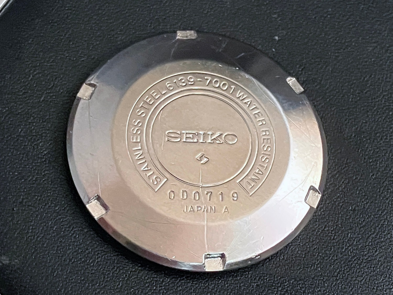 Seiko 6139-7001 WATER RESISTANT Screw-on Case Back 1970/D