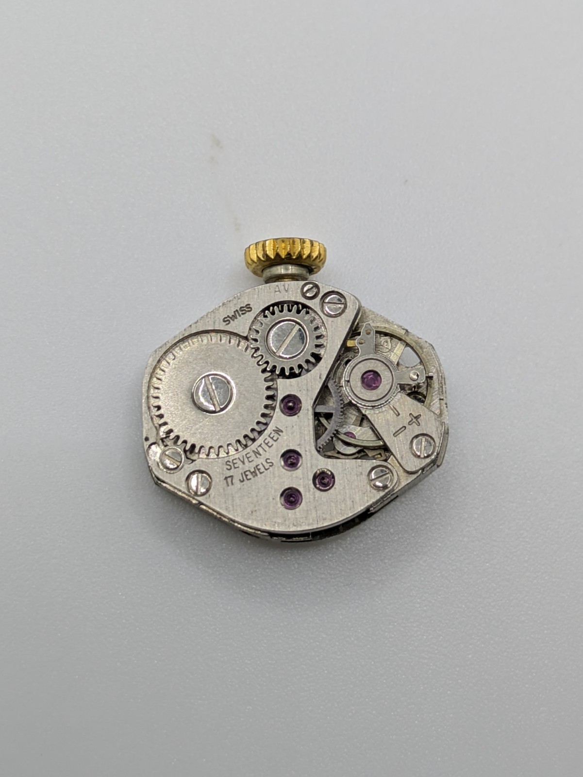 FHF ST 69-2 Manual Wind Watch Movement No Dial 17 Jewels Swiss Made Untested
