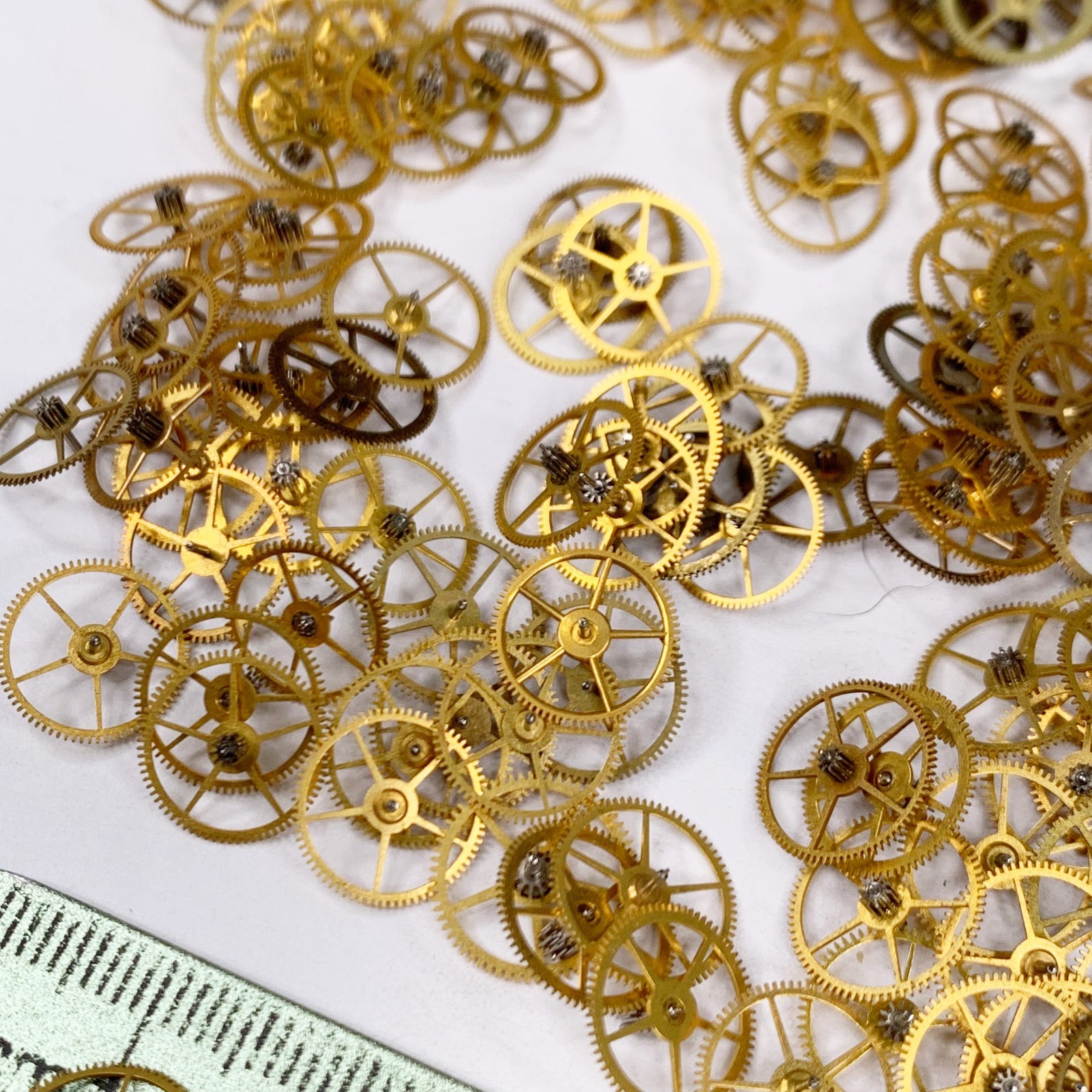 25 Watch Wheels 10-11mm Steampunk Gear Part Art Watchmaker Repair Lot Pocket Cog