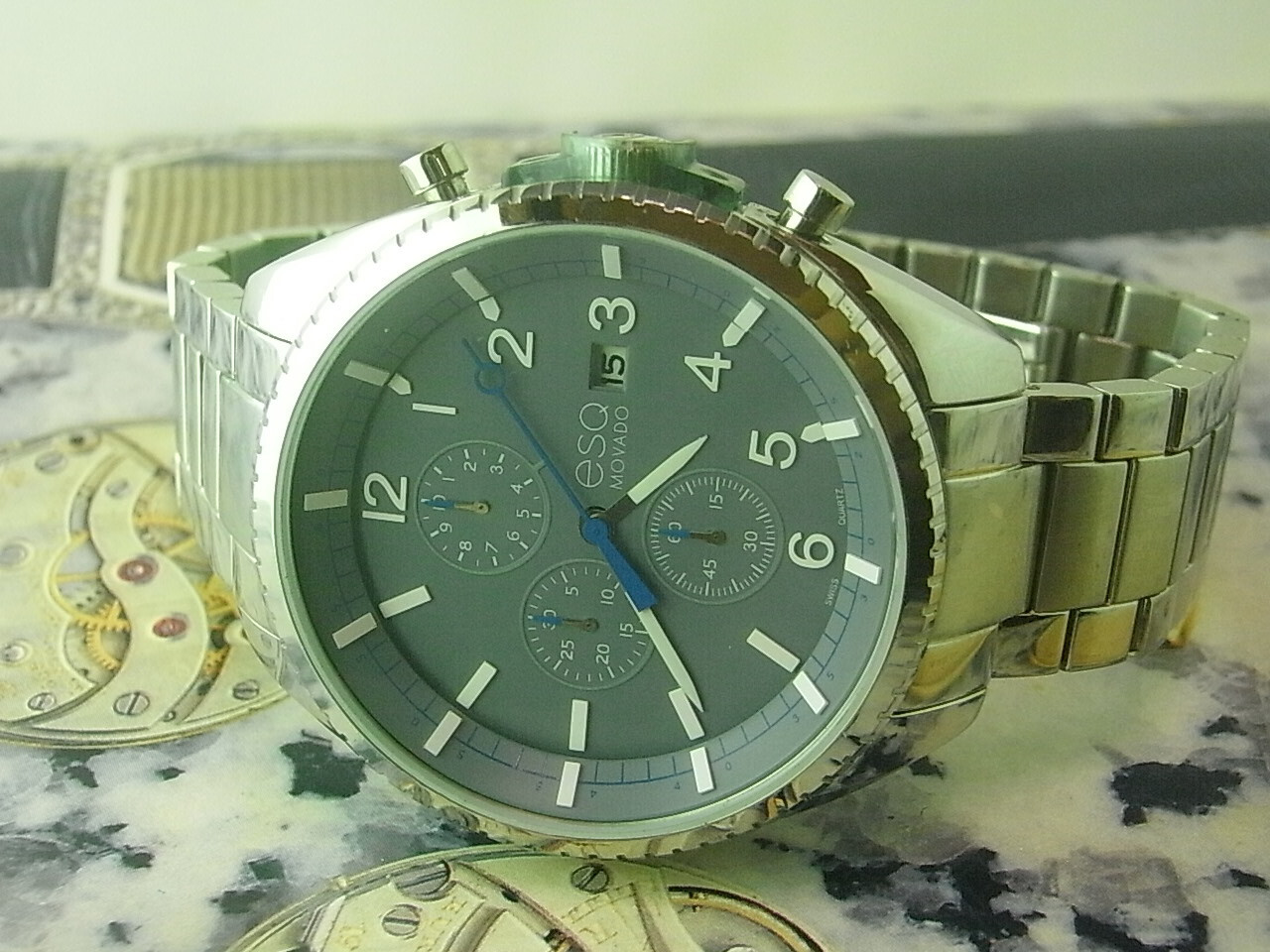 44MM ESQ BY MOVADO CATALYST CHRONO SALESMAN SAMPLE DEMO WATCH (without movement)