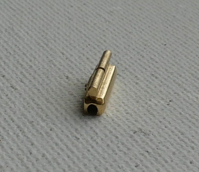 18K YELLOW GOLD PIAGET POLO HALF LINK