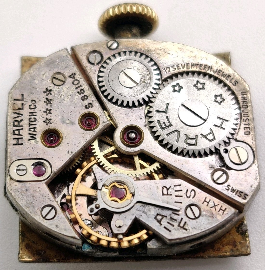 Rare Harvel High Grade Fleurier FEF 86 17 Jewel watch movement Runs For Repair