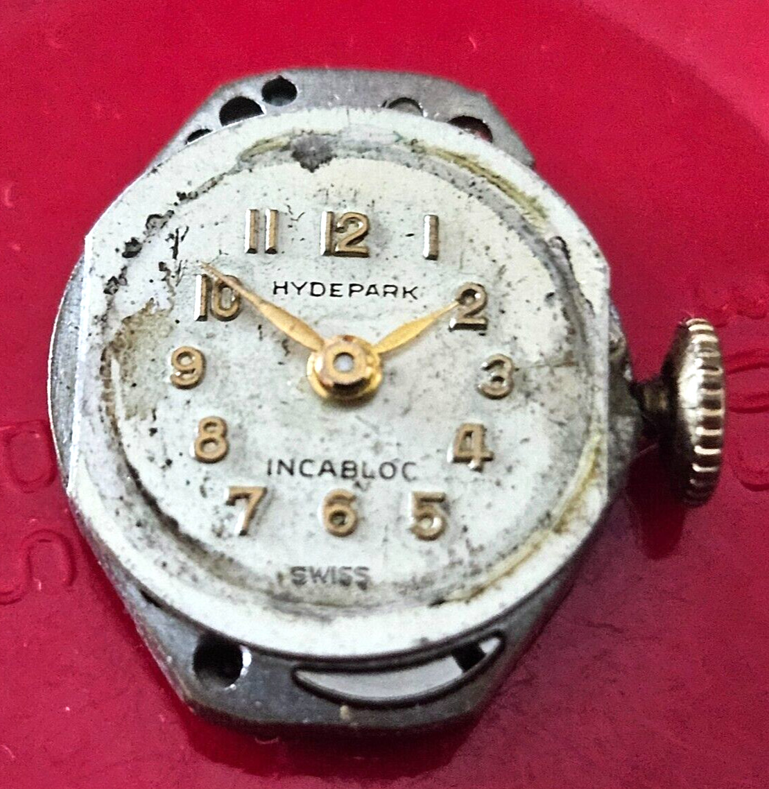 VINTAGE~HYDEPARK INCABLOC~17J SWISS WATCH MOVEMENT (RUNNING)