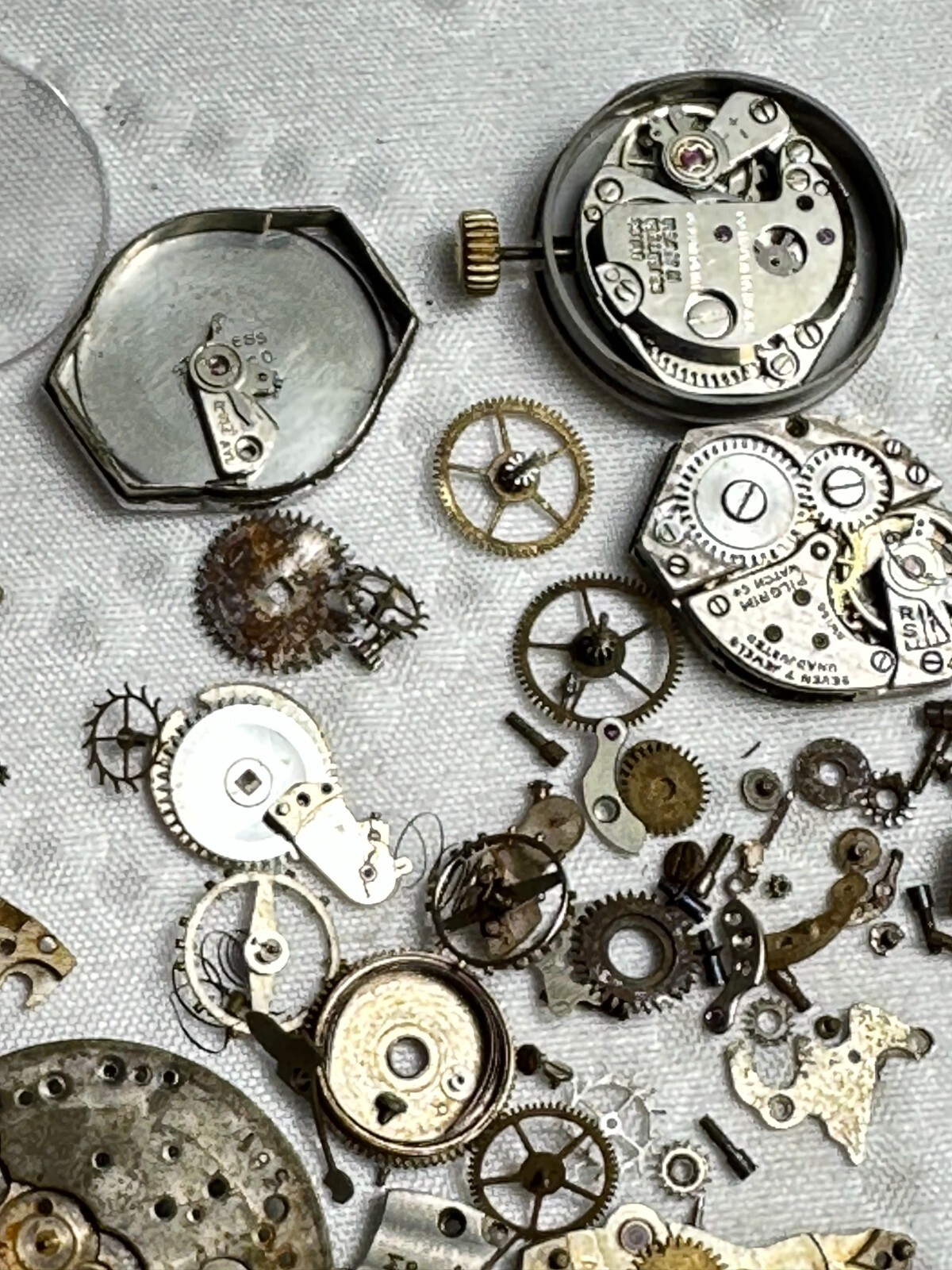 Vintage Watch Random Parts Steampunk Craft Assemblage Art Lot NOT WORKING 22-22