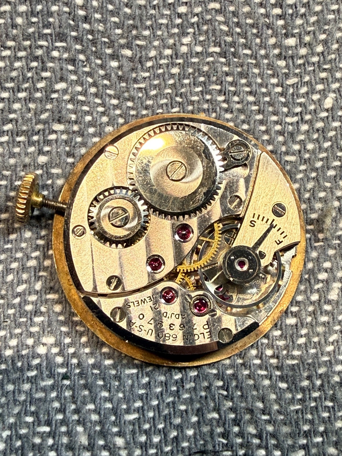 Elgin 680 Watch Movement Lord Elgin Waffle Dial 21 Jewels running see video