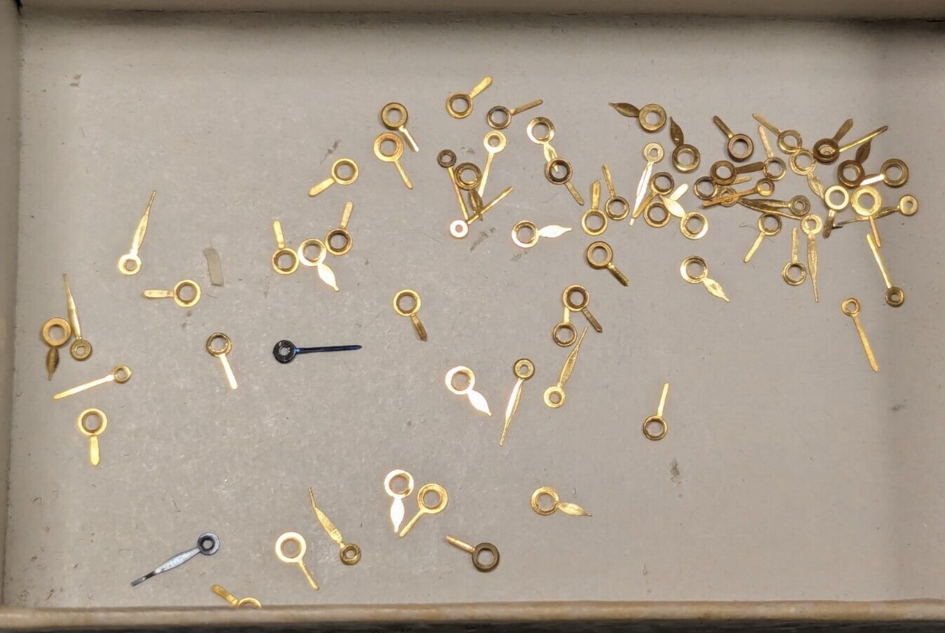 Large Lot of Various NOS Bulova Watch Gilt/Gold Hands for Cal. 6AM – See Pic