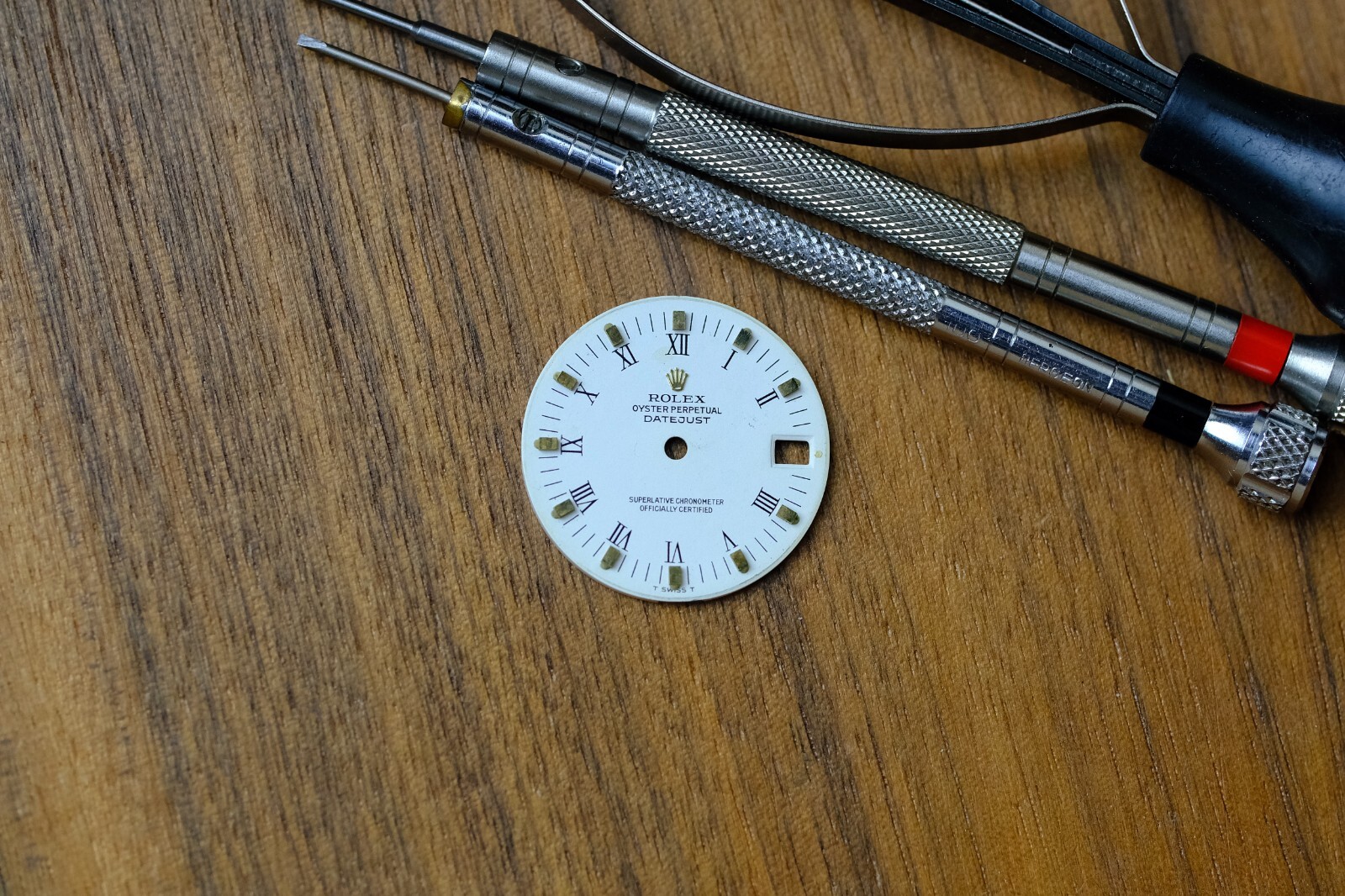AUTHENTIC ROLEX OEM 31MM DATEJUST WHITE ROMAN DIAL W/ GOLD INDEX 68273 MID-SIZE