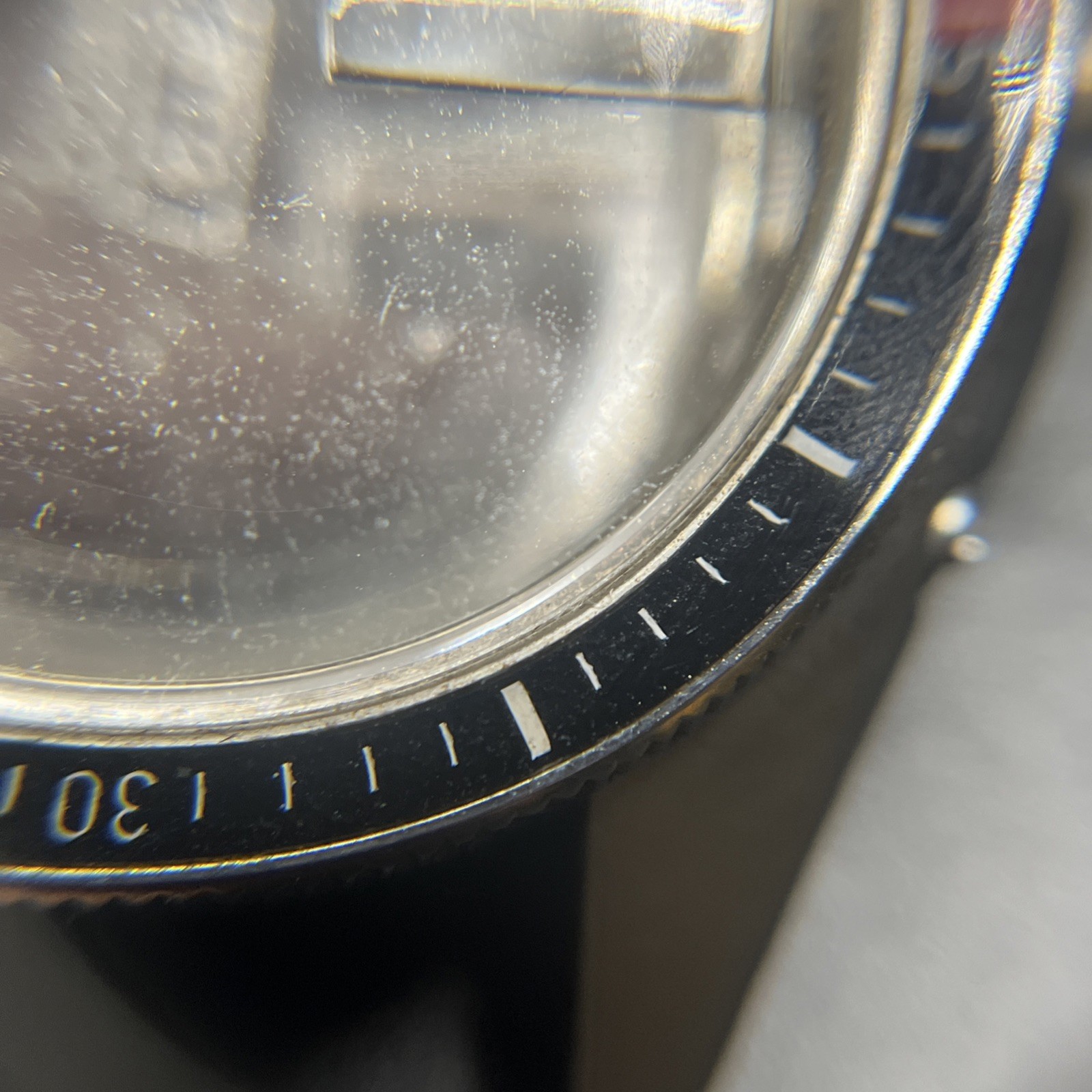 1977 Bulova Ref. 8112 Quartz Day-Date 666 Diver Case (015)