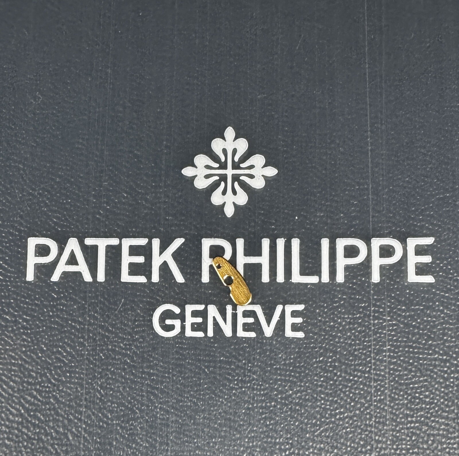 Genuine Patek Philippe Watch Movement Caliber 310 SC Part 2564 Cover