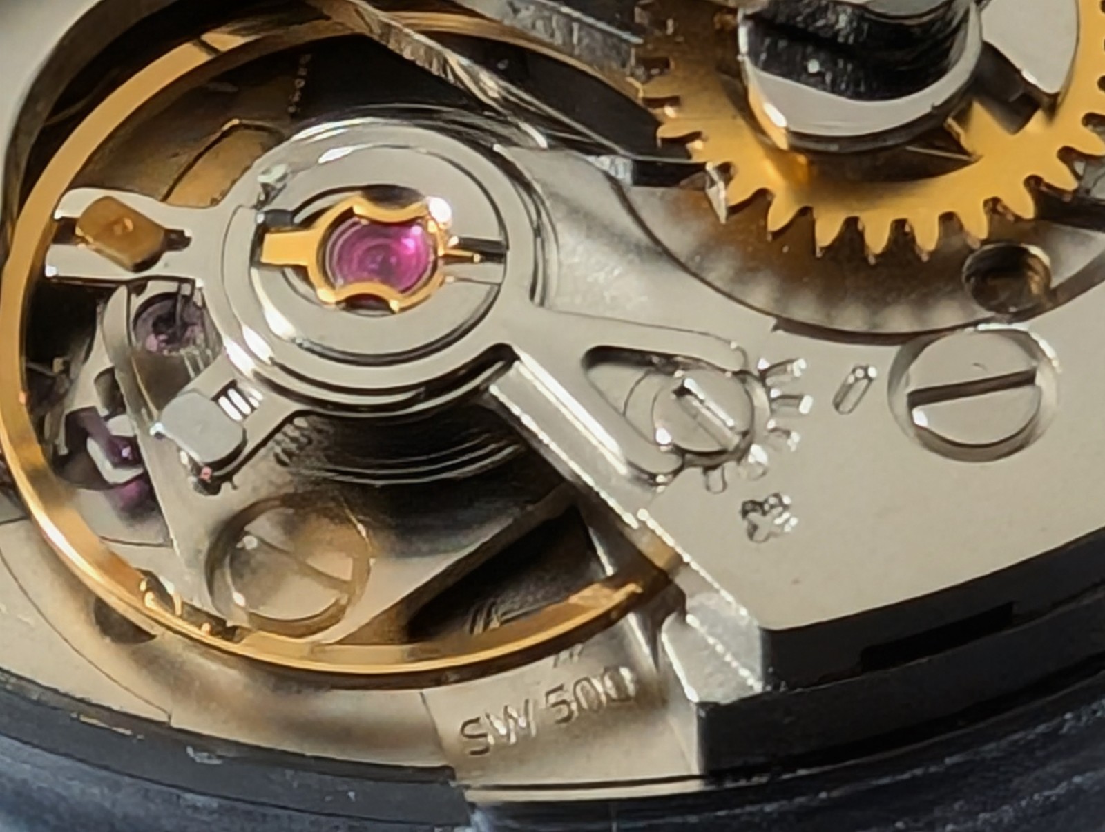 Sellita SW500 Genuine Tag Heuer Calibre 16 Movement / ETA Valjoux 7750.