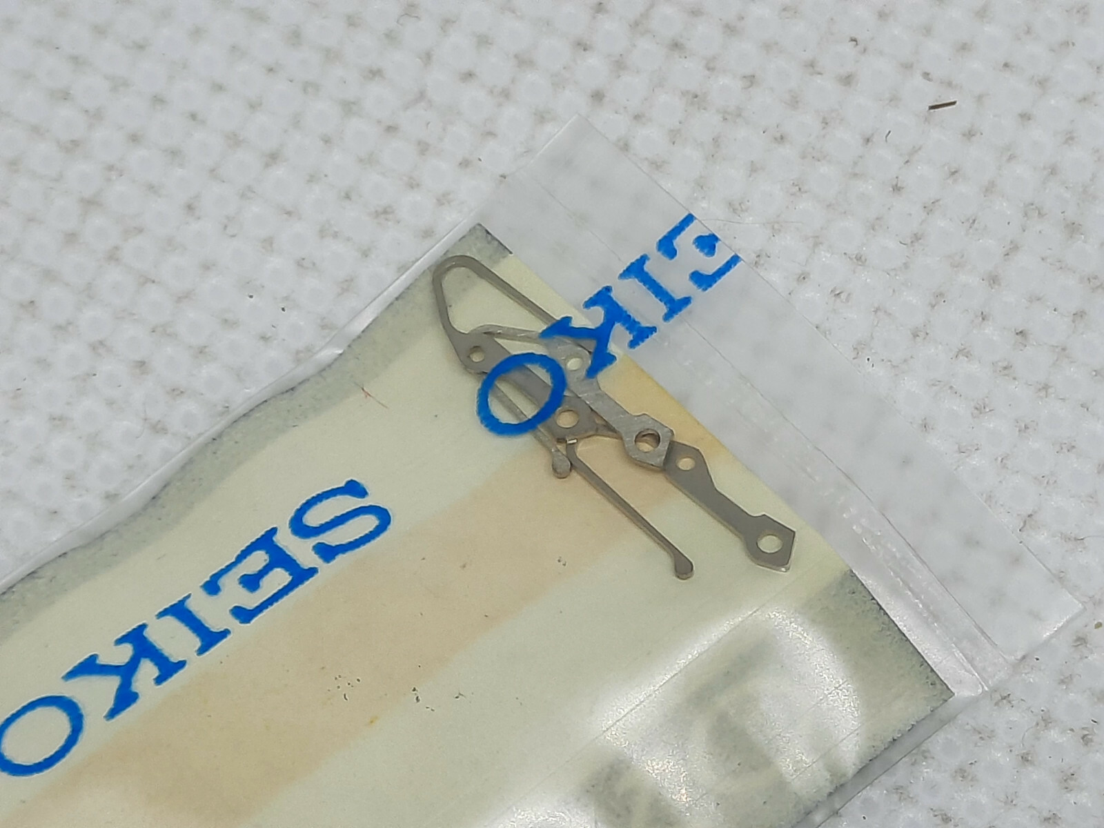 Genuine NOS Seiko 810610 Date Jumper for Seiko 6106, 6119, 6145, 6146, 6159