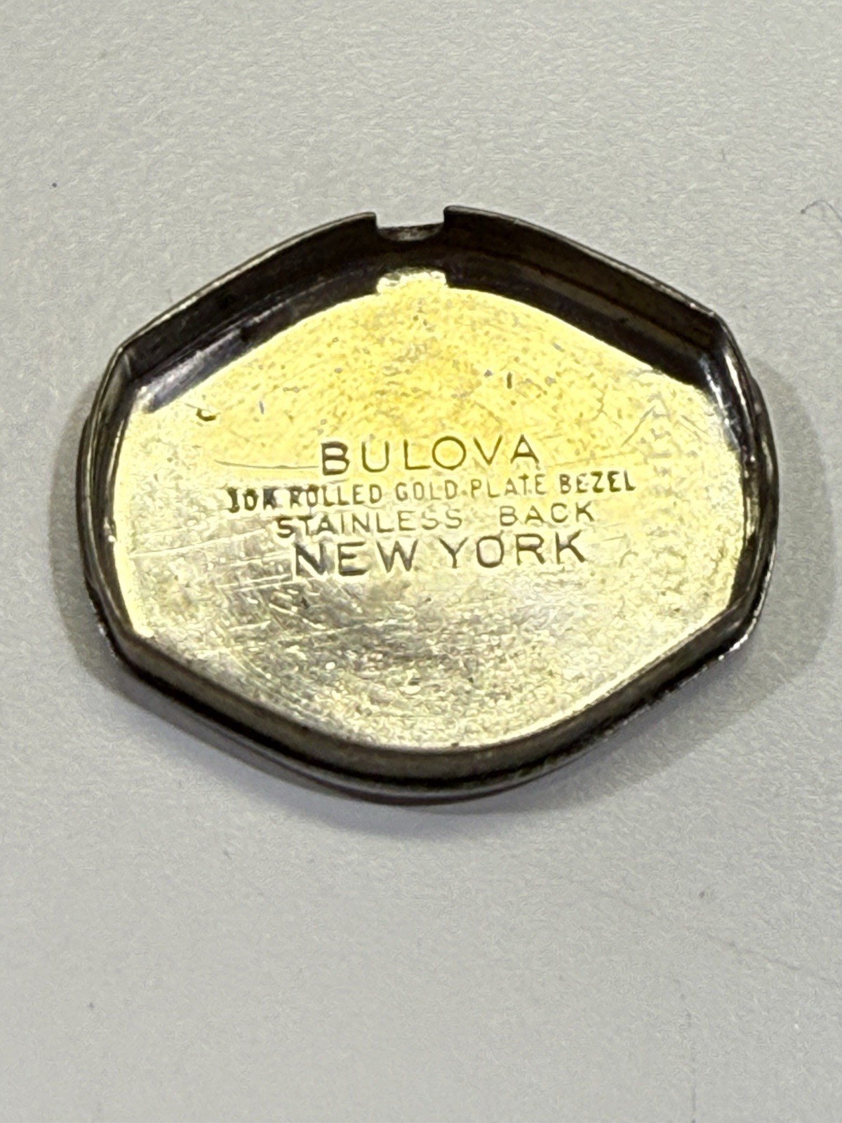 Vintage BULOVA 21 Jewels wind-up watch movement for parts or repair