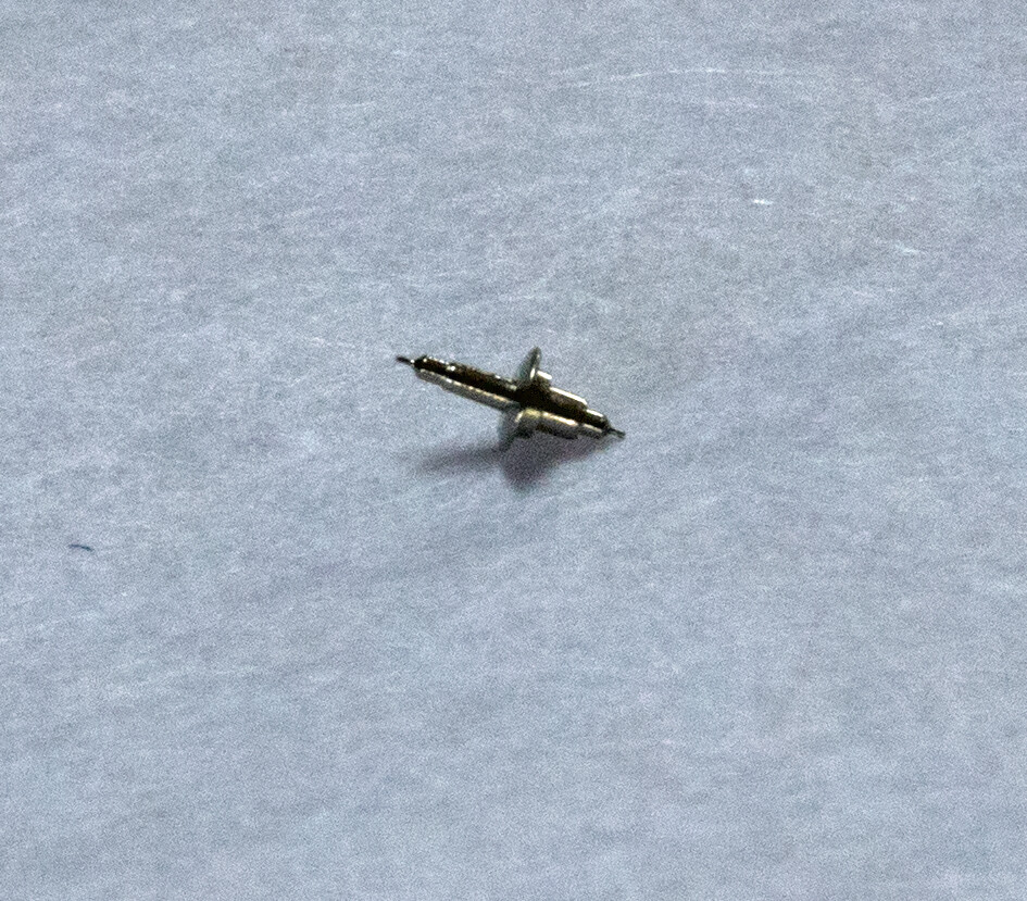 Seiko 315610 315 610 balance staff 395 6201B 6205B 6206B 66A 6619A 2164