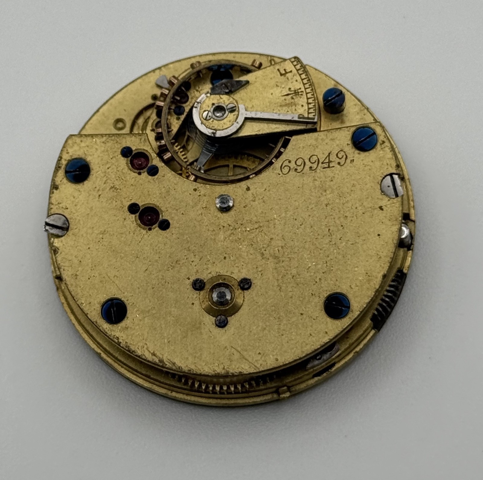 English Lever Pocket Watch Movement – Unidentified – Parts / Repair 35.7mm