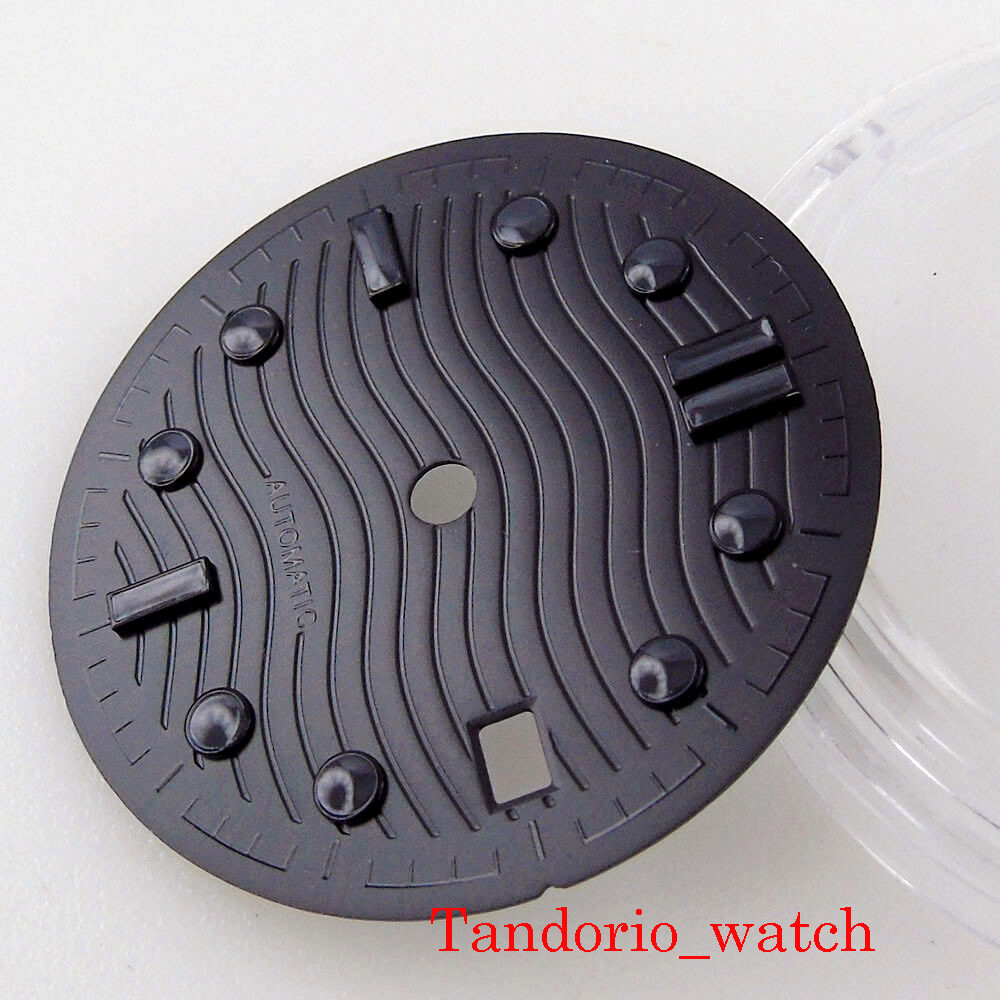 31mm Black Dial With Date Window Hand Luminous Marks For NH35 Automatic Movement