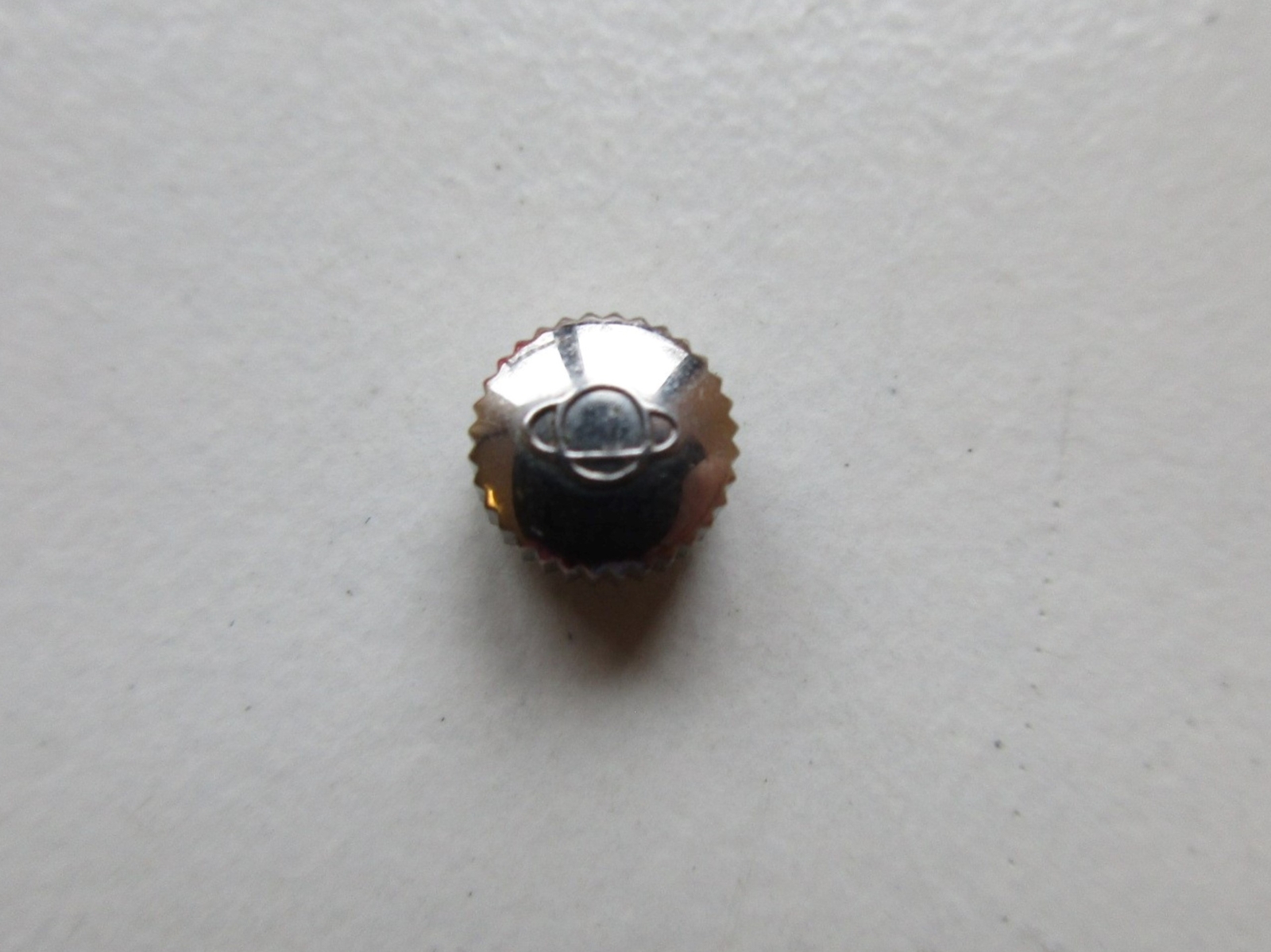 Enicar Swiss S/S watch crown ø 5.7 mm H 3.3 / 3.9 mm, stem thread 0.9 mm NOS