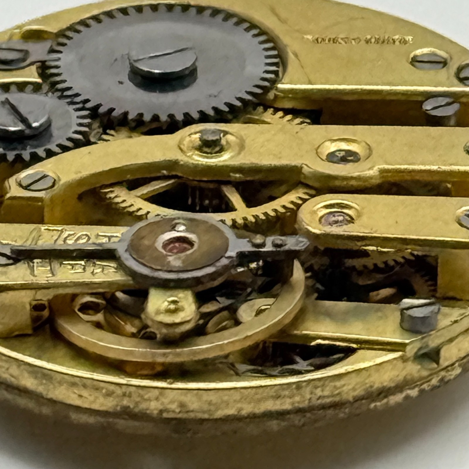 James Walker London Watch Movement Swiss Manual Wind Vintage Parts Repair 23.3mm