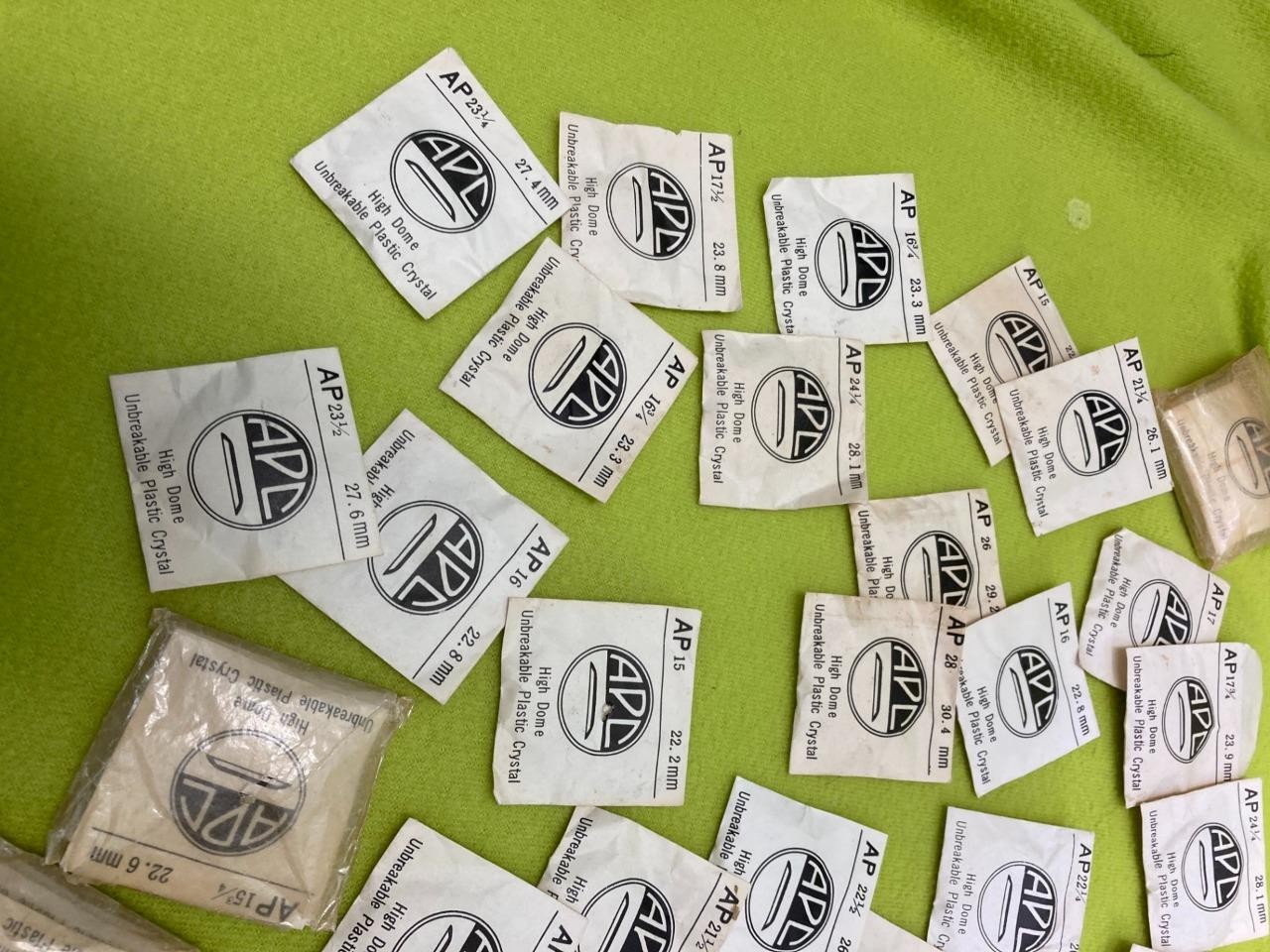 LG Lot 65 Pcs NOS APC Genuine Plastic High Round Watch Crystals Over 25 Sizes