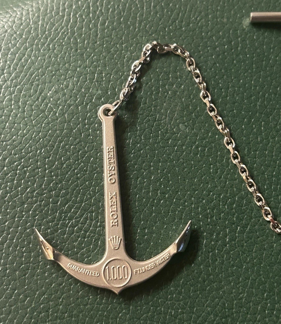 VINTAGE OYSTER SUBMARINER ANCHOR WITH T – BAR CHAIN / 300 Metres