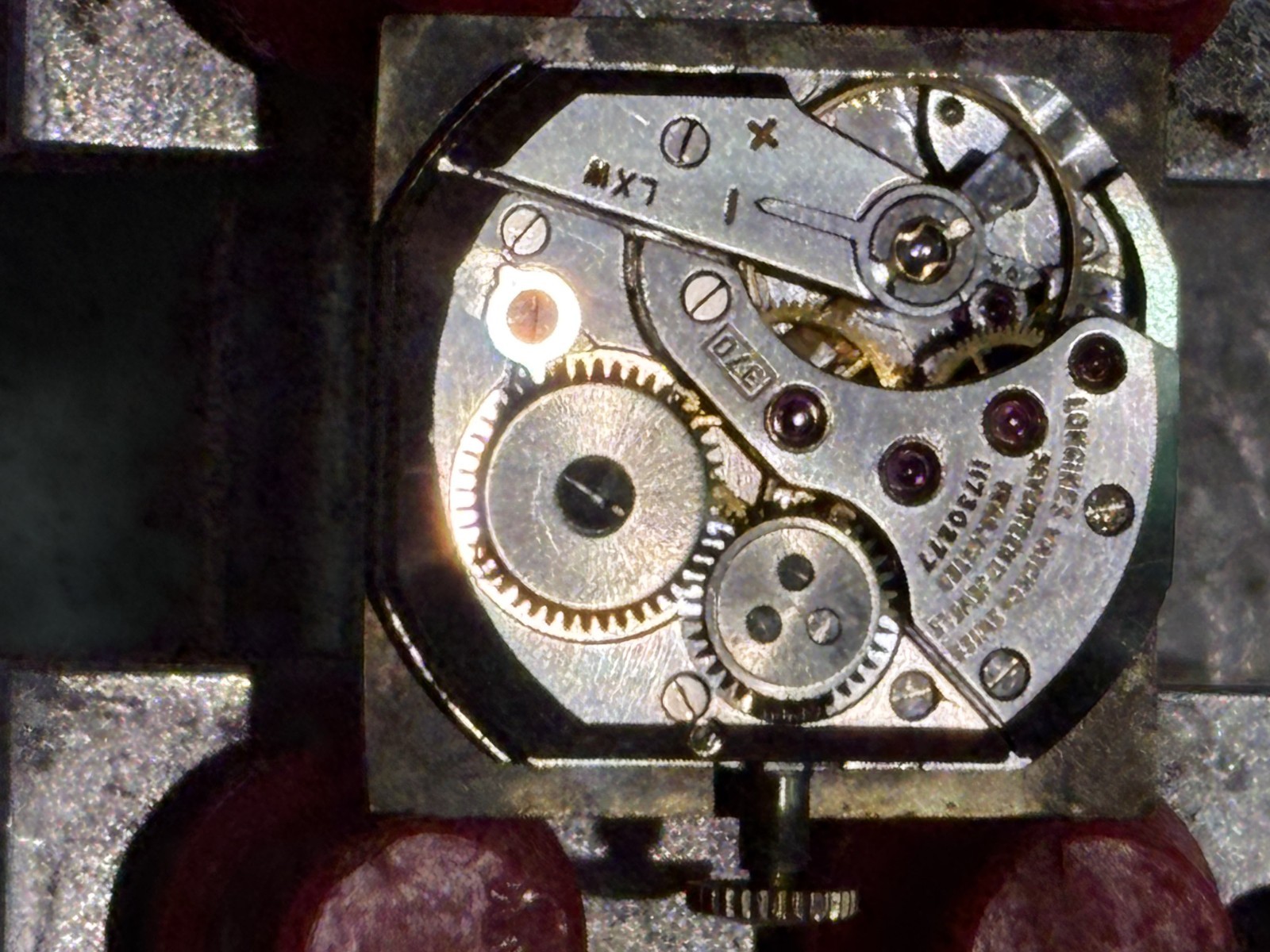 Vintage Longines Caliber 370 17-Jewel Wristwatch Movement Good Balance Parts