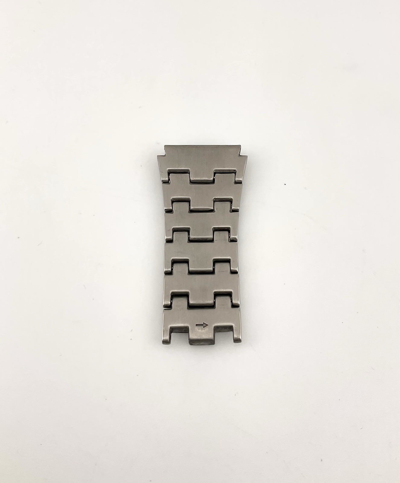 Citizen Eco Drive Titanium E111-S049610 Watch Partial Band
