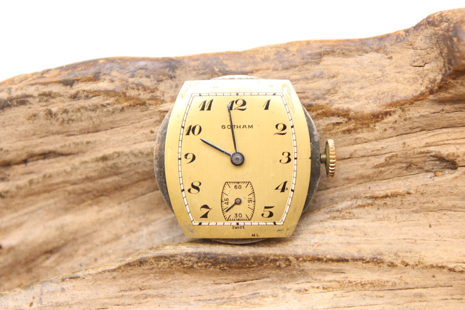 GOTHAM SWISS WATCH MOVEMENT 27.9mm QQOMN OVERWOUND FOR REPAIR (FN2)