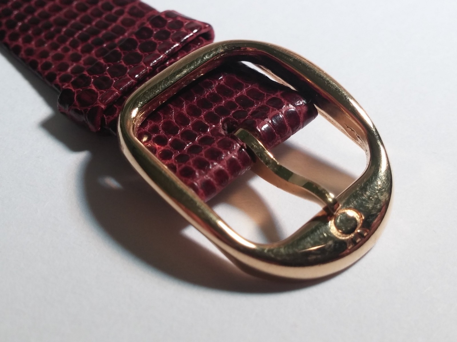 Milus quartz 830.004 yellow/gold watch Lizard Leather 17mm, Swiss Made, engraved