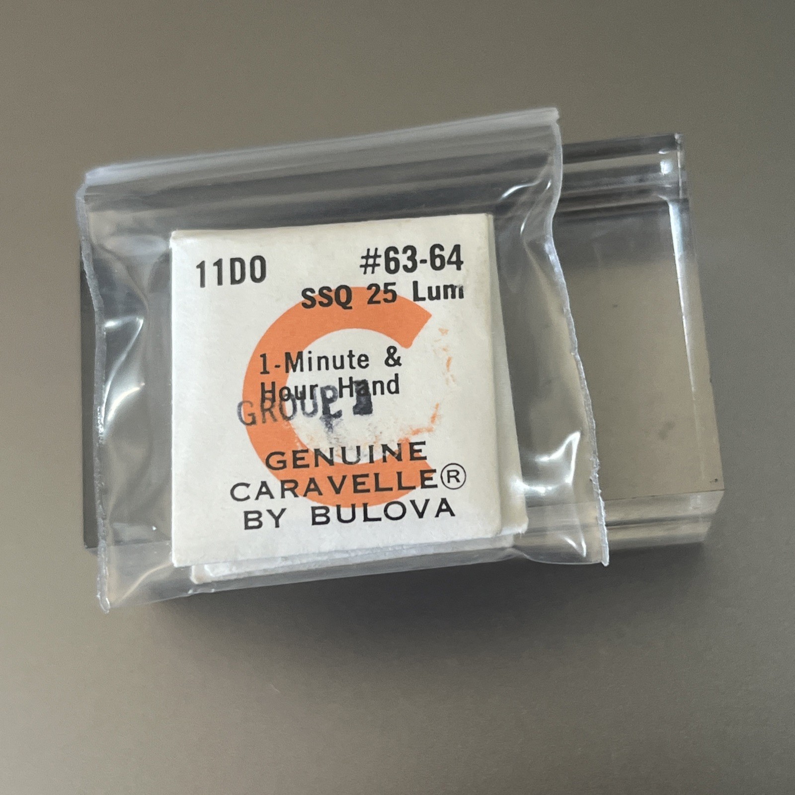 Bulova Caravelle 11DO 11D0 Watch Part #63-64 MINUTE & HOUR HAND SSQ 25 LUM