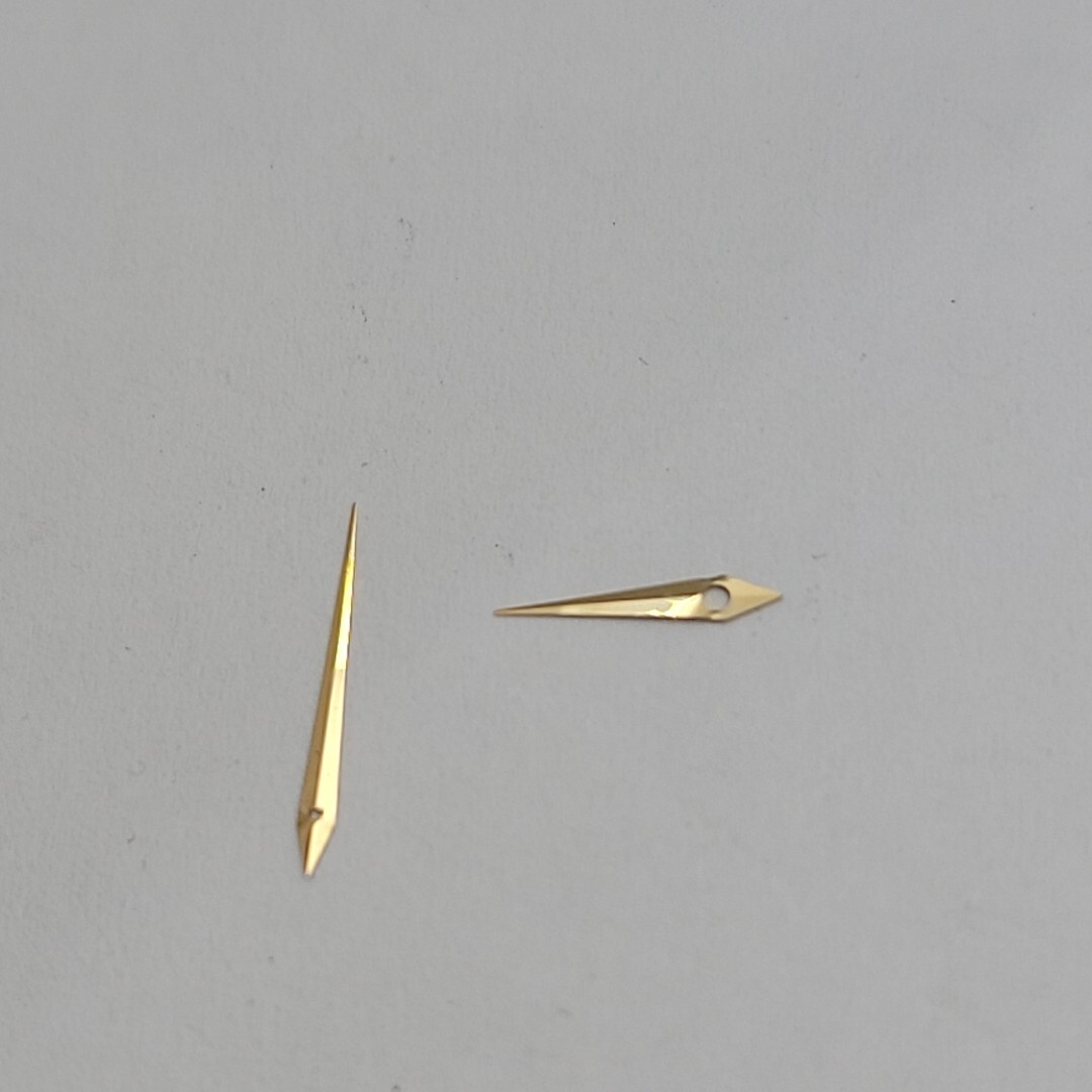 Movado Ultra Thin Hands Gold Tone For Movement ETA 210-011 Case # 84.40.880.A