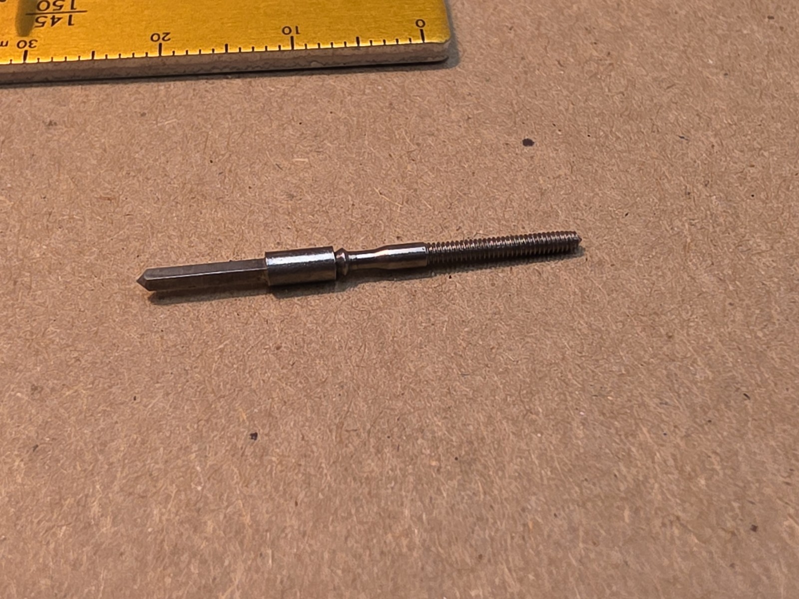 Vintage NOS Swartchild American Pocket Watch Stem-12s Sq 1.05mm -12s Thr 1.44mm