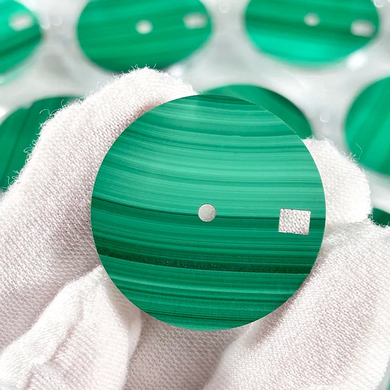 DS 28.5mm GMT Dial Natural Malachite No Lume Stone for NH34 Movement Custom Logo