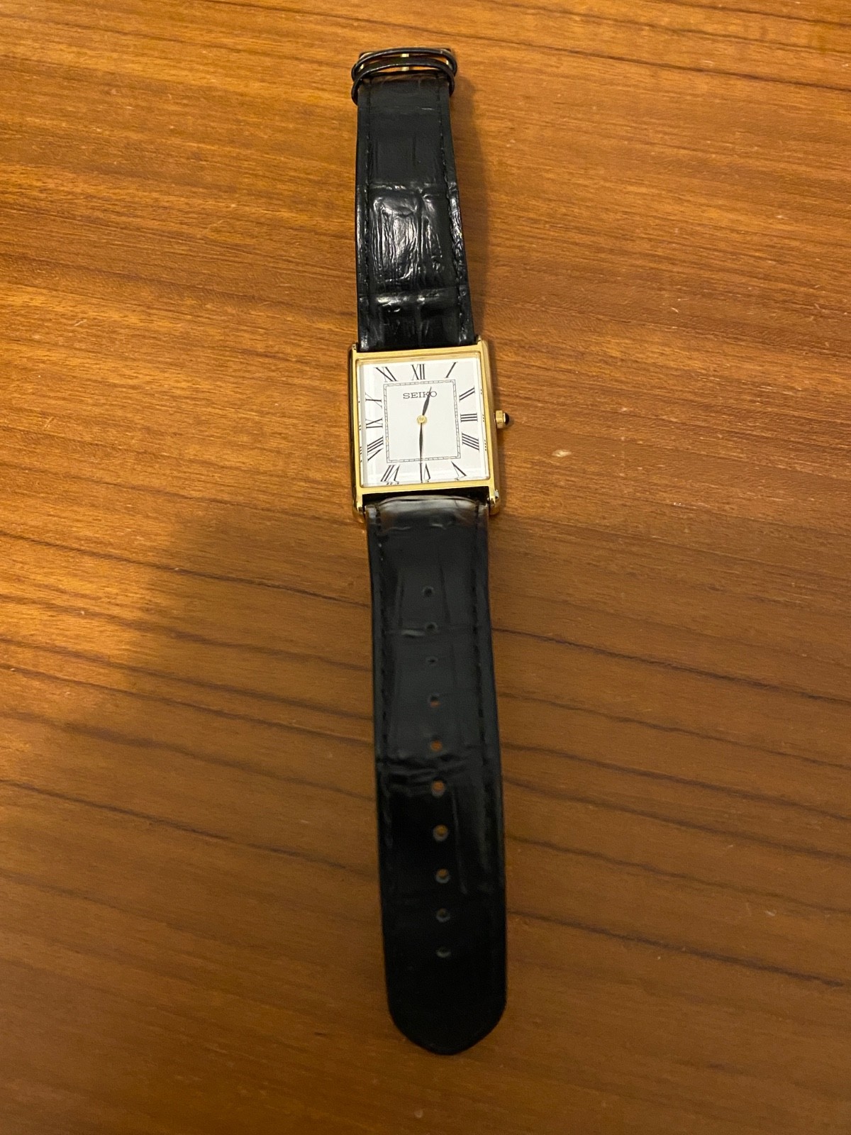 Seiko Essentials Men’s Watch SWR052 Square Face Leather Strap NEEDS NEW BATTERY