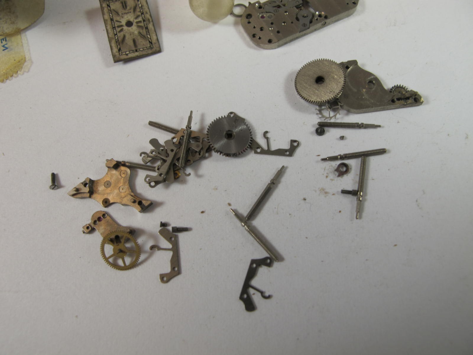 GRUEN WATCH CALIBER 455 457 459 MOVEMENT MATERIAL INCLUDING NOS STEMS