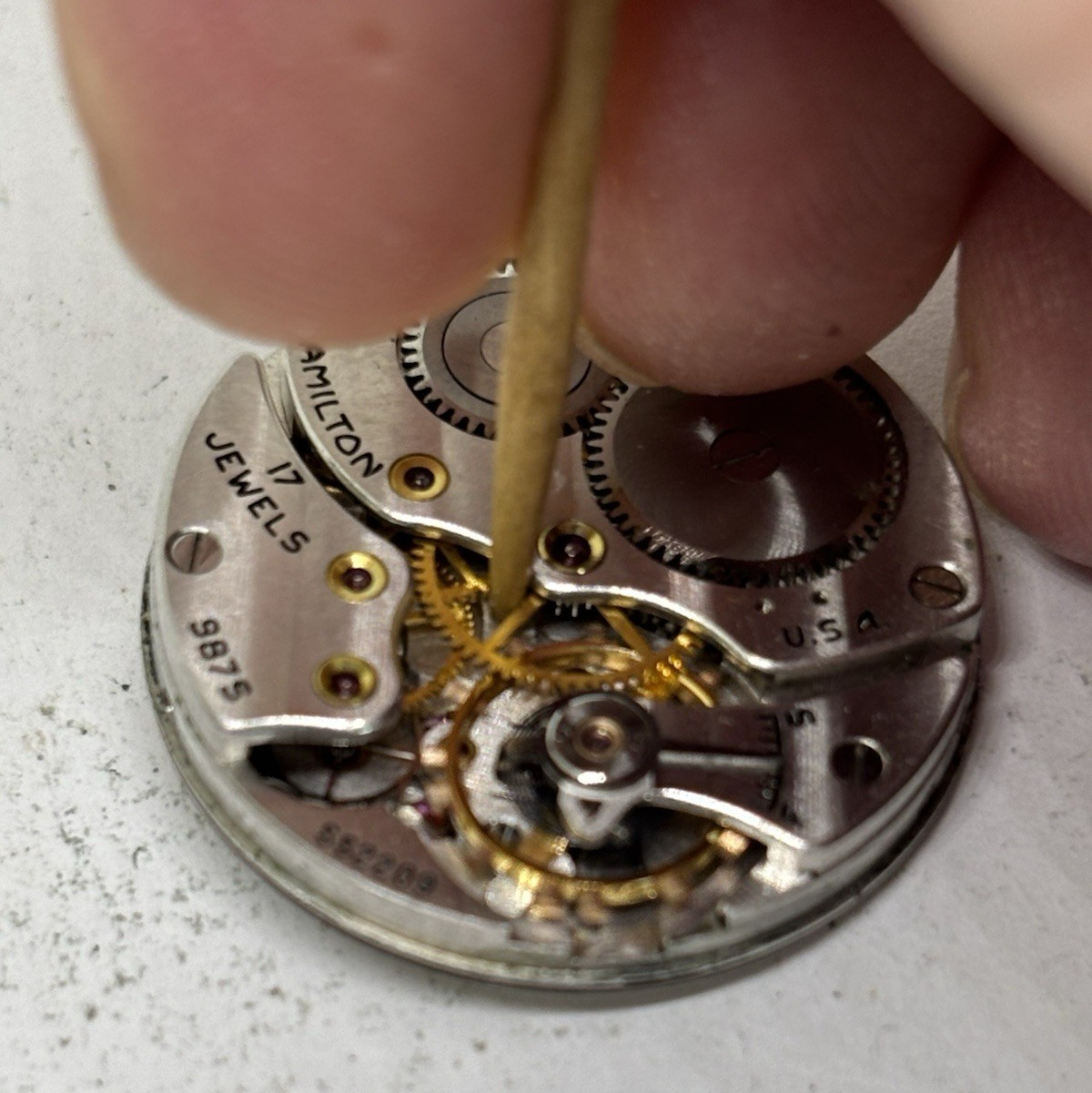 Hamilton 987s 17J Watch Movement *Not Running*