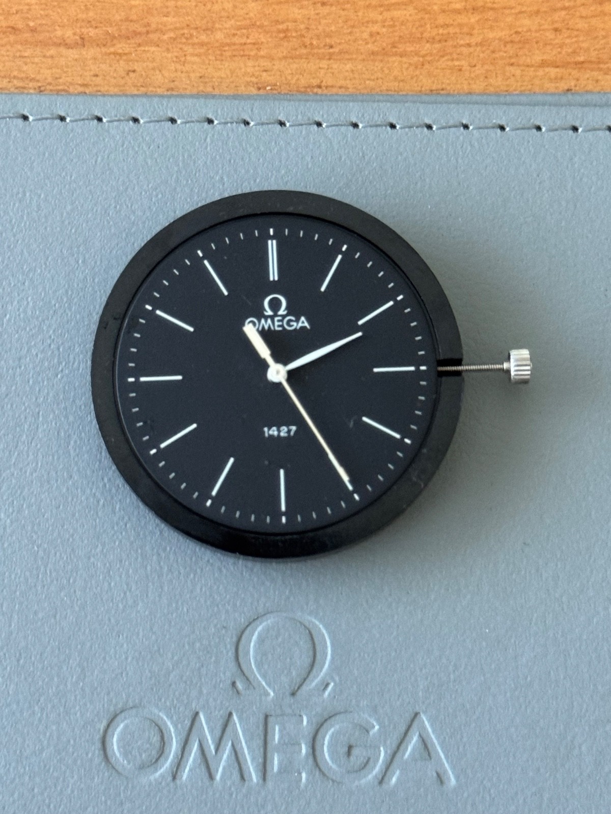 Omega 1427 Quartz Movement – Not Tested – Selling for Parts