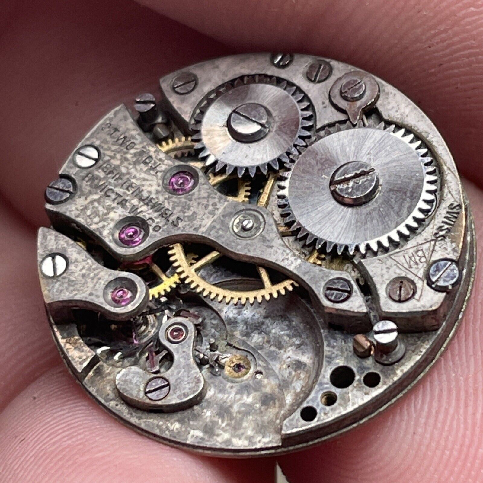 Vintage Invicta Watch Co. 15 Jewels 2 Adjustment Movement With Face.