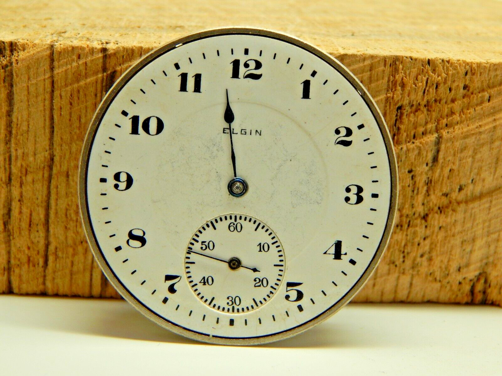 Antique Elgin Pocket watch movement 12s 17j Grade 345 Circa 1921