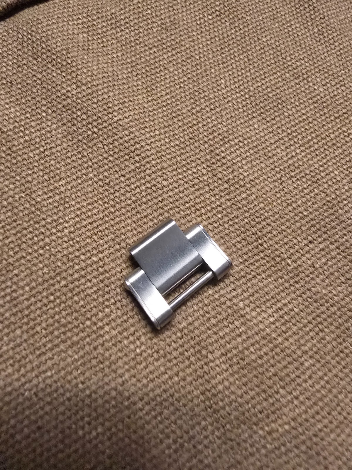 TUDOR Black Bay 58 ( M79030N-0001 ) Bracelet Link and Pin/Screw