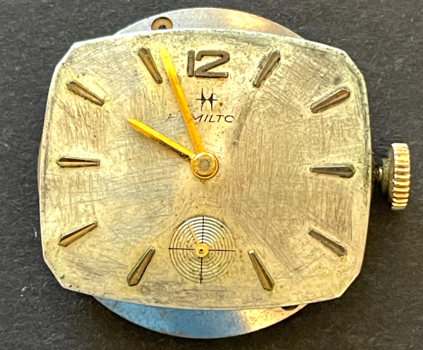 Vintage Hamilton Cal 686 Men’s Watch Movement Parts Good Balance 17j Swiss