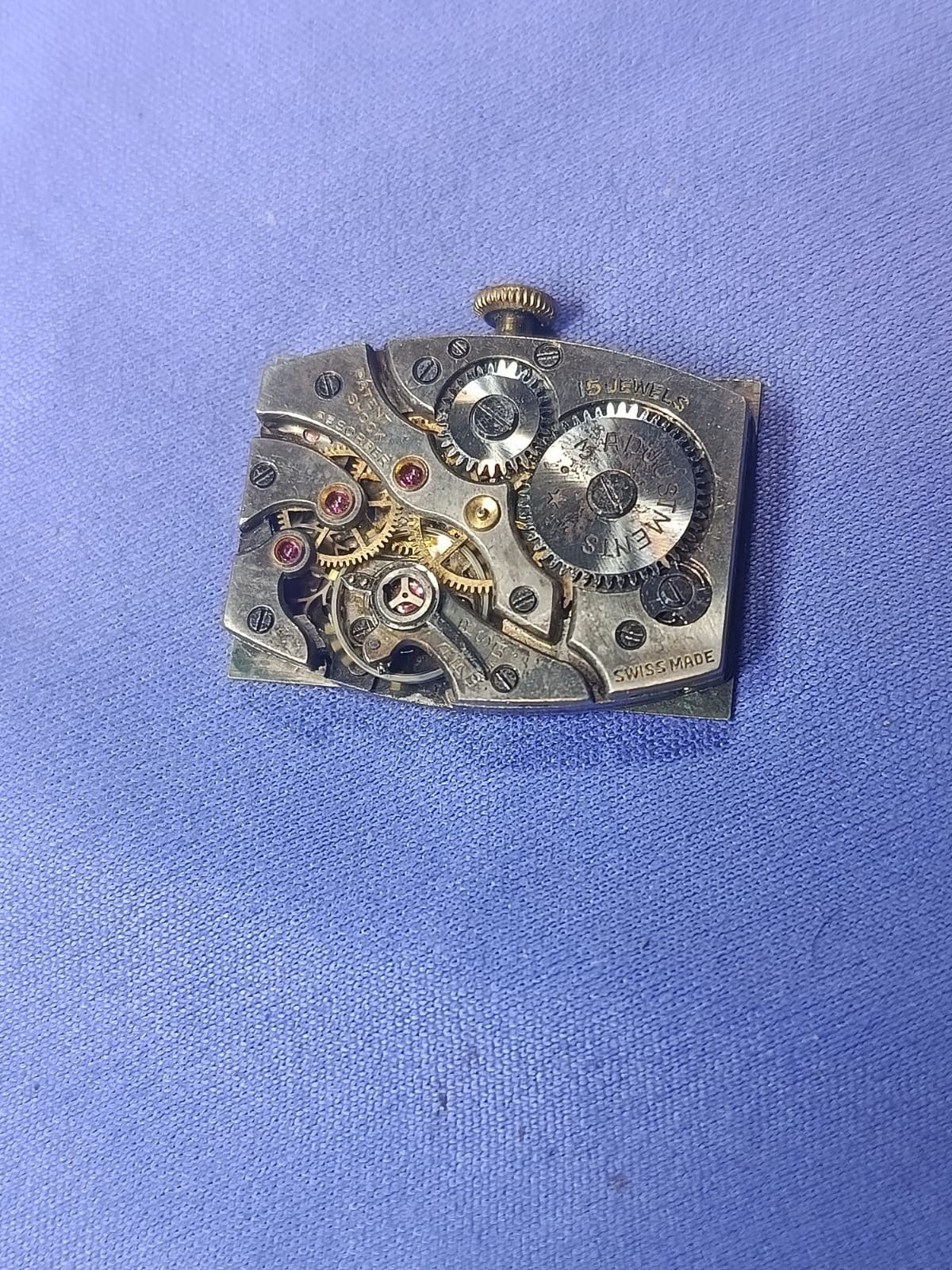 High grade vintage watch movement. 26.4×19.6mm Dial.18.5x27mm Ticking Swiss