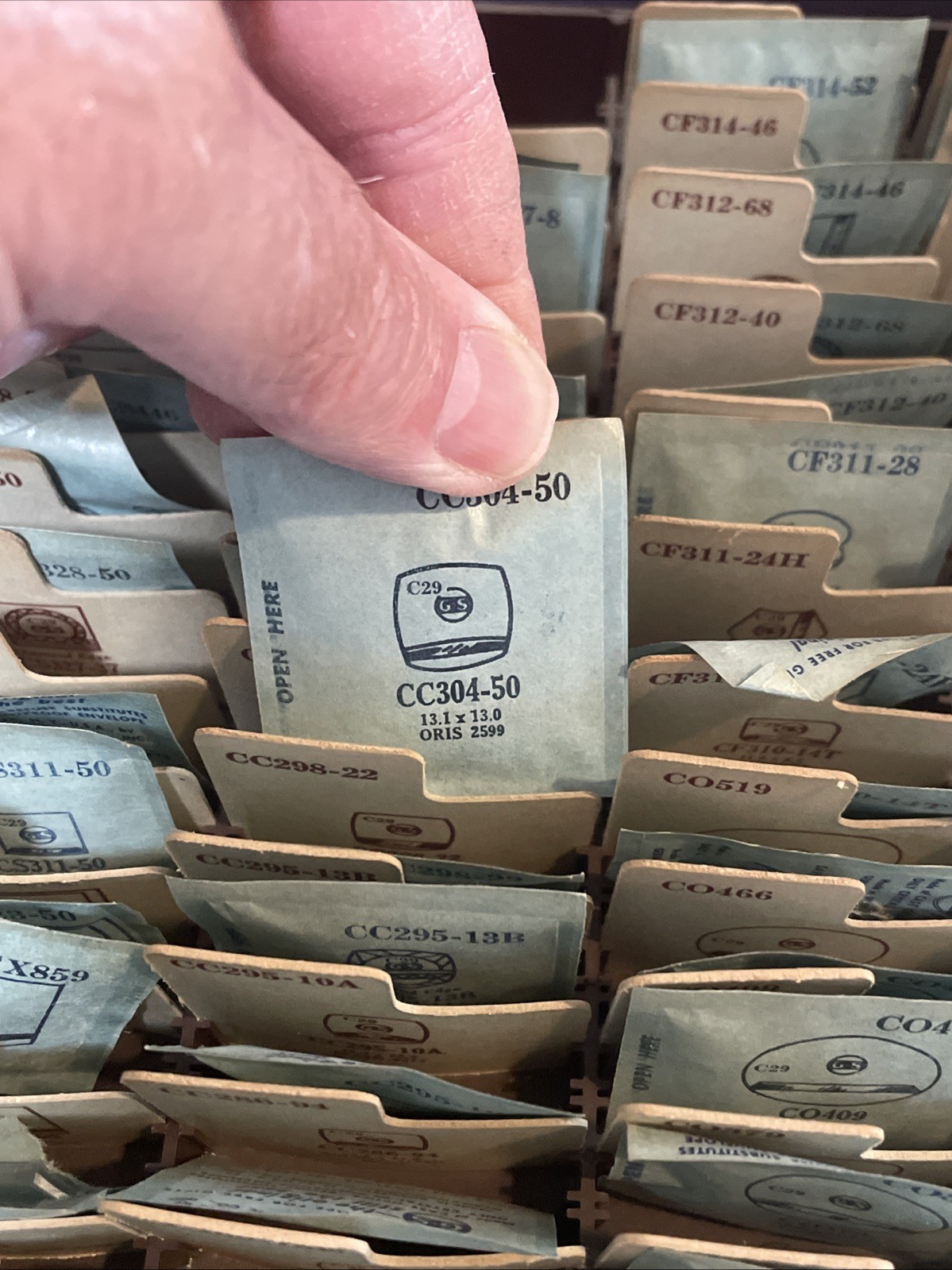 Lot of G-5 Watch Crystals supplement C – 29