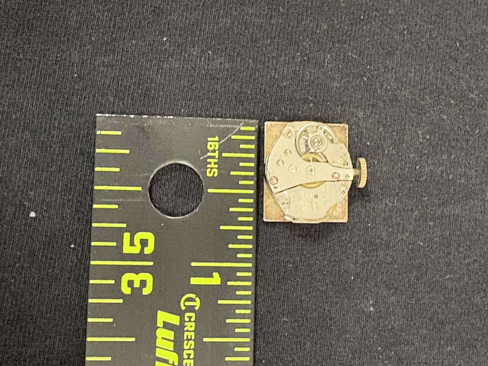VINTAGE WATCH MOVEMENT FOR PARTS OR REPAIR SHEFFIELD SWISS MADE M1 SHOCK RESIST