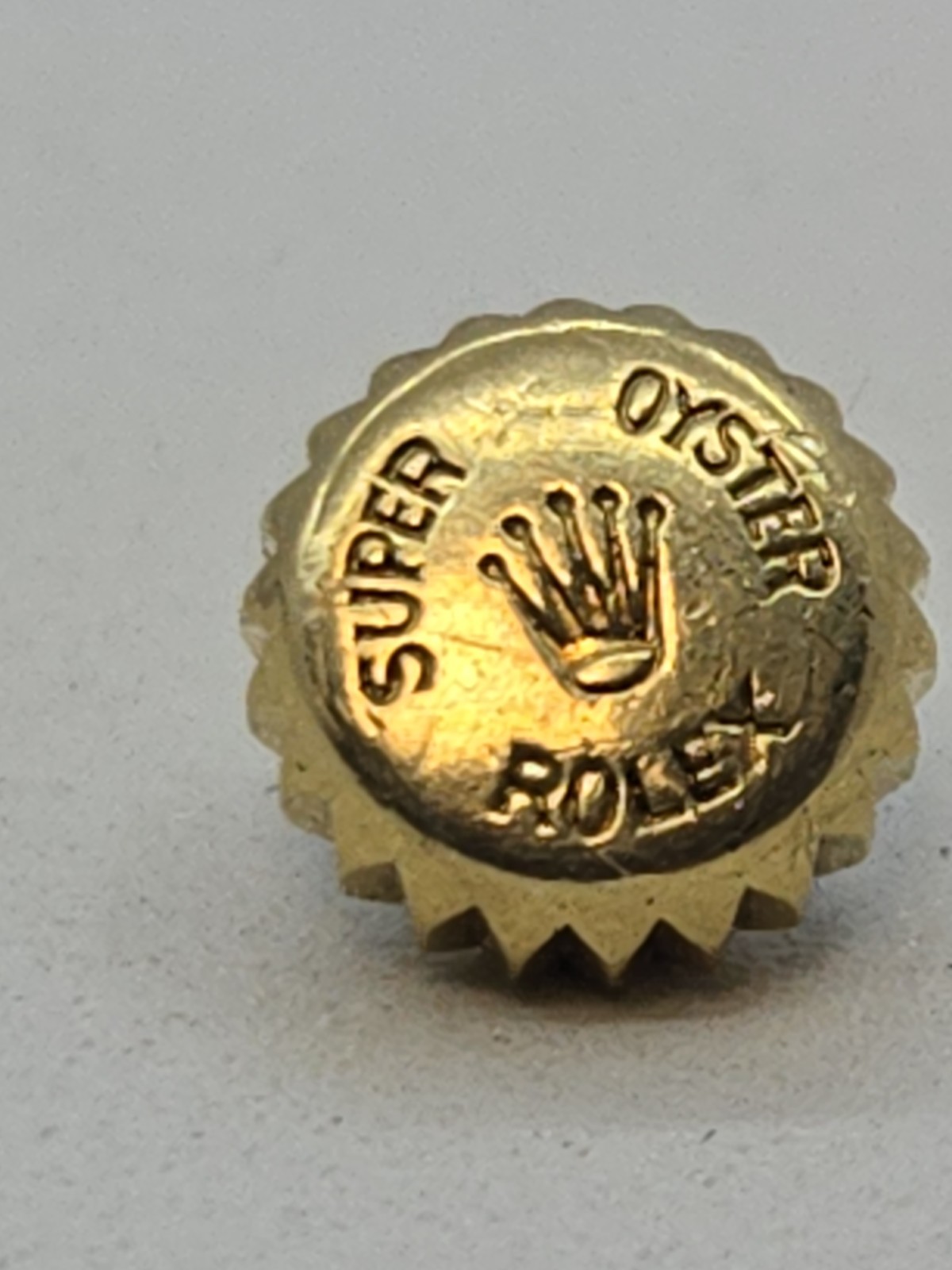 Rolex Crown 6mm , Super Oyster 18k Yellow Gold, A Condition