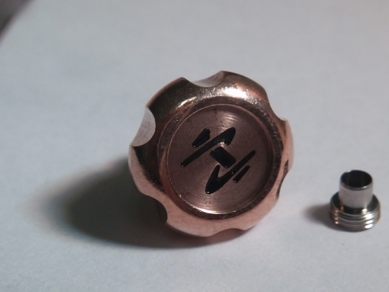Invicta Crown, S/S Pink/Rose screwdown 12mm with tube, NEW